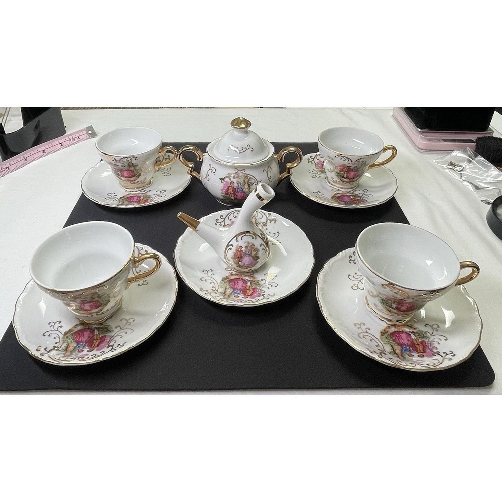 Vintage 1940-69 Versailles Sugar Bowl Tea Cups Saucers Decanter See‎ Description